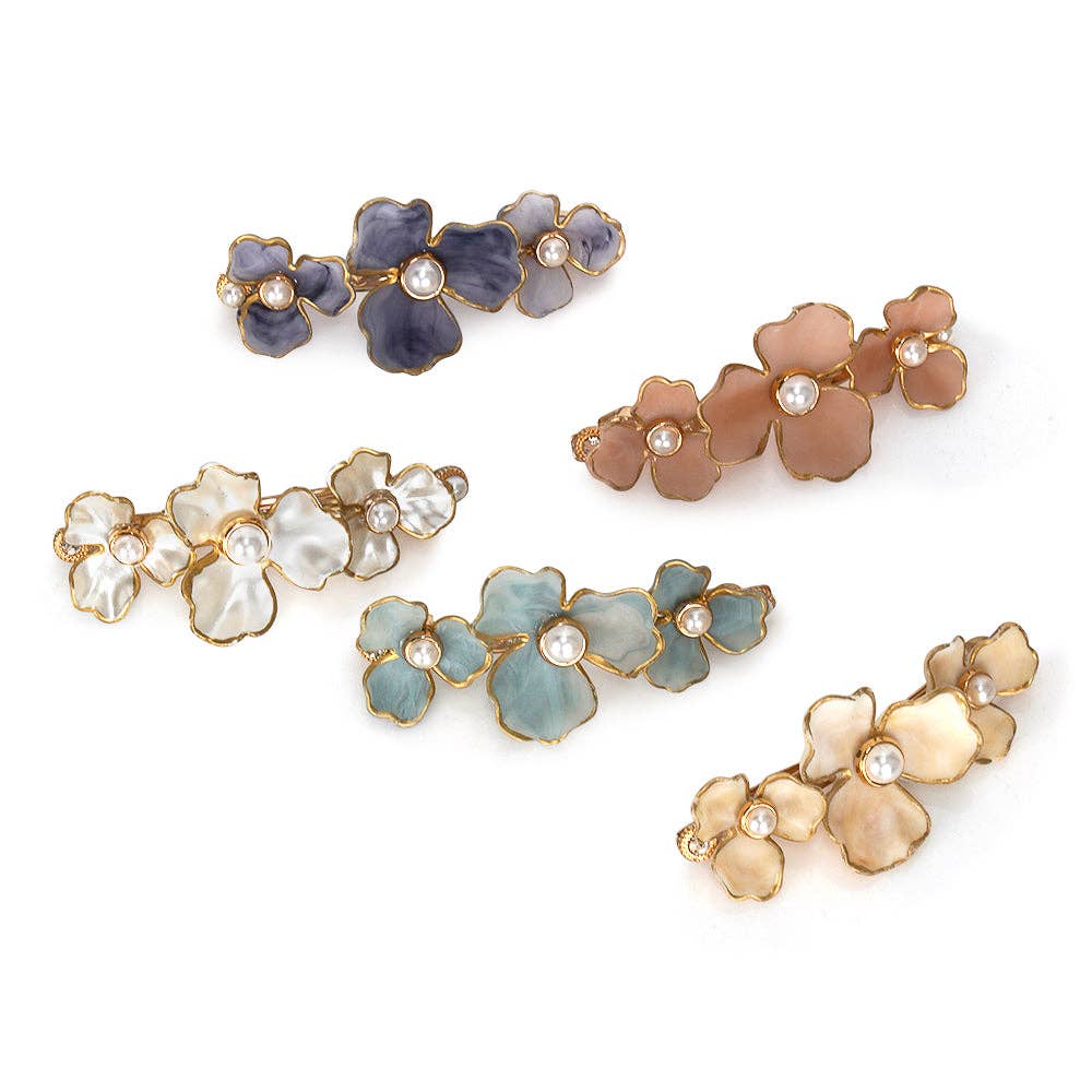 THREE PETAL BARRETTE