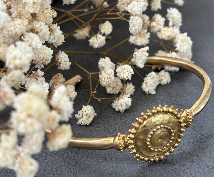 Kaavya Cuff - Brass