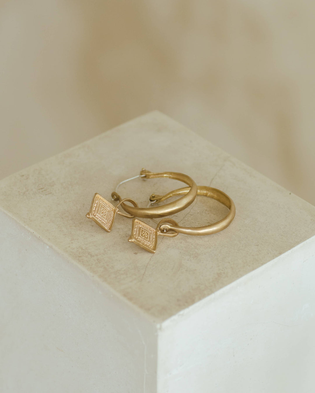 Kya Hoops - Brass
