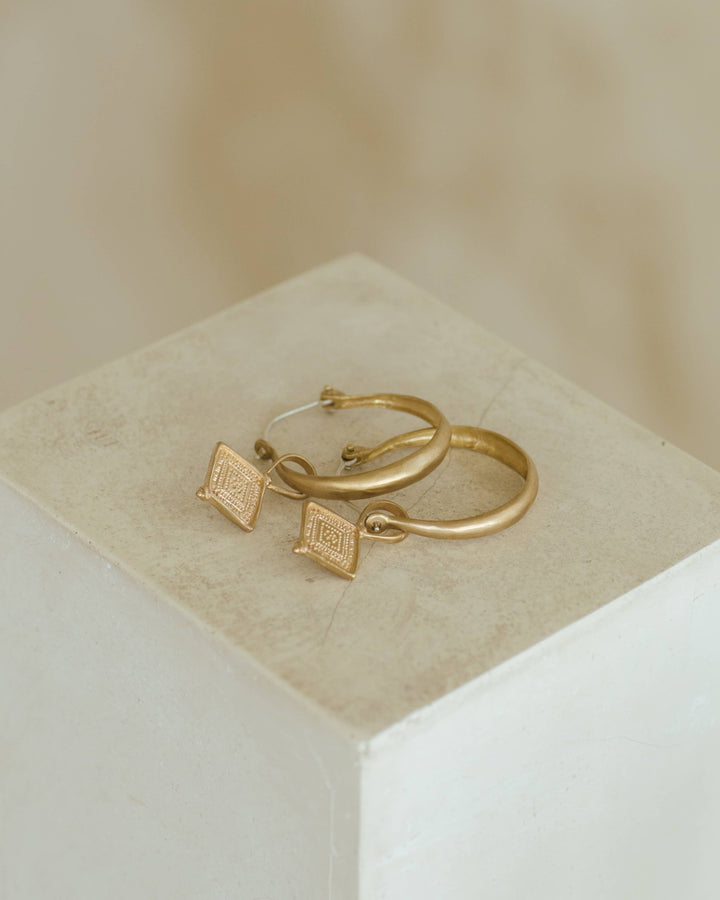 Kya Hoops - Brass