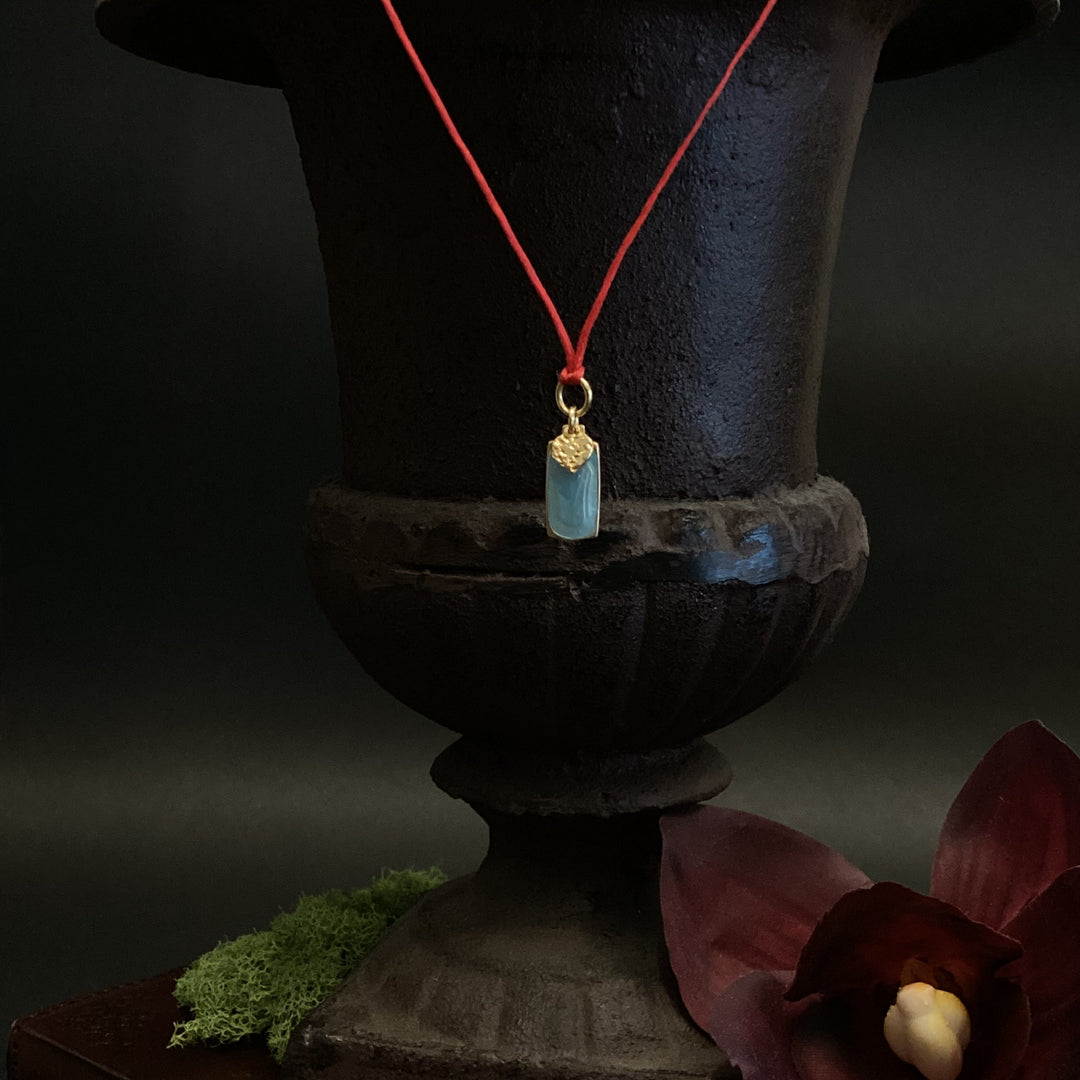 Italian Red Thread Necklace - Blue