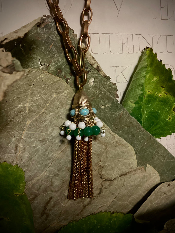 LORE PENDANT