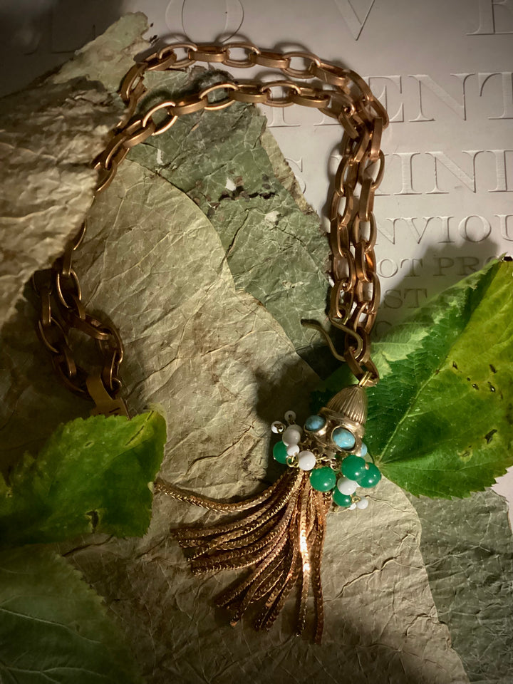 LORE PENDANT