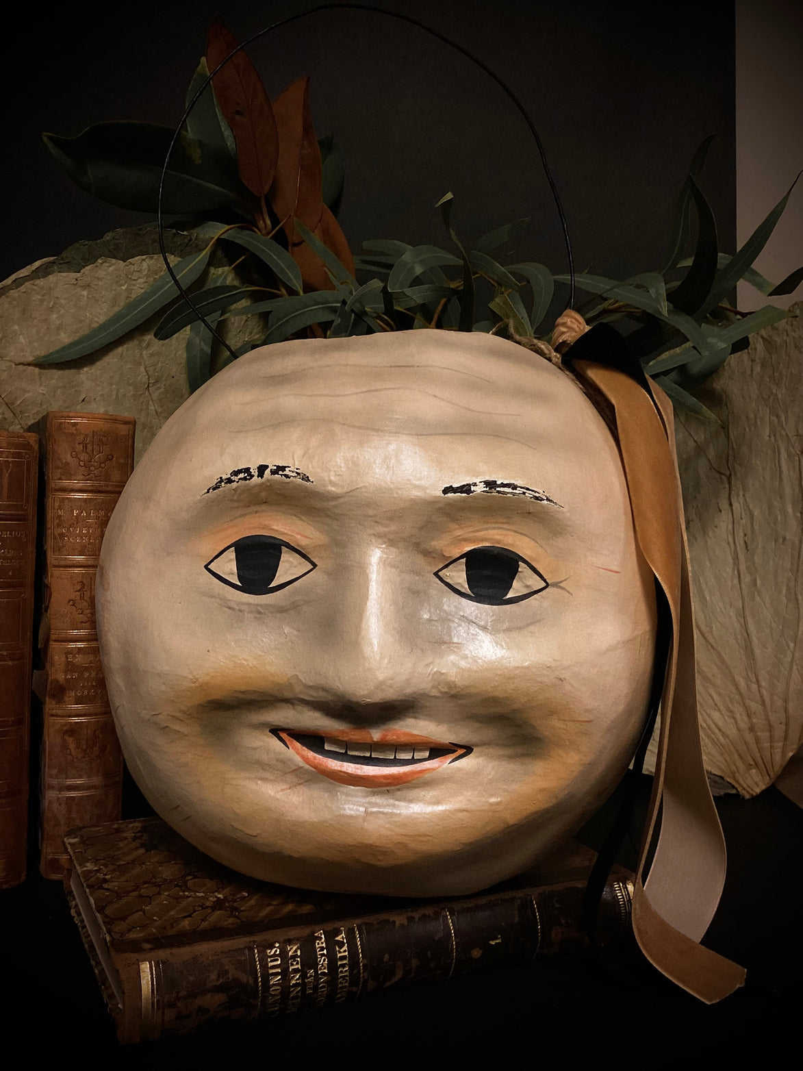 Victorian Moonface