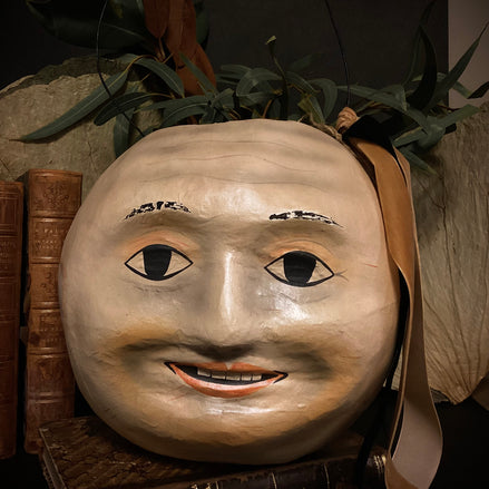 Victorian Moonface