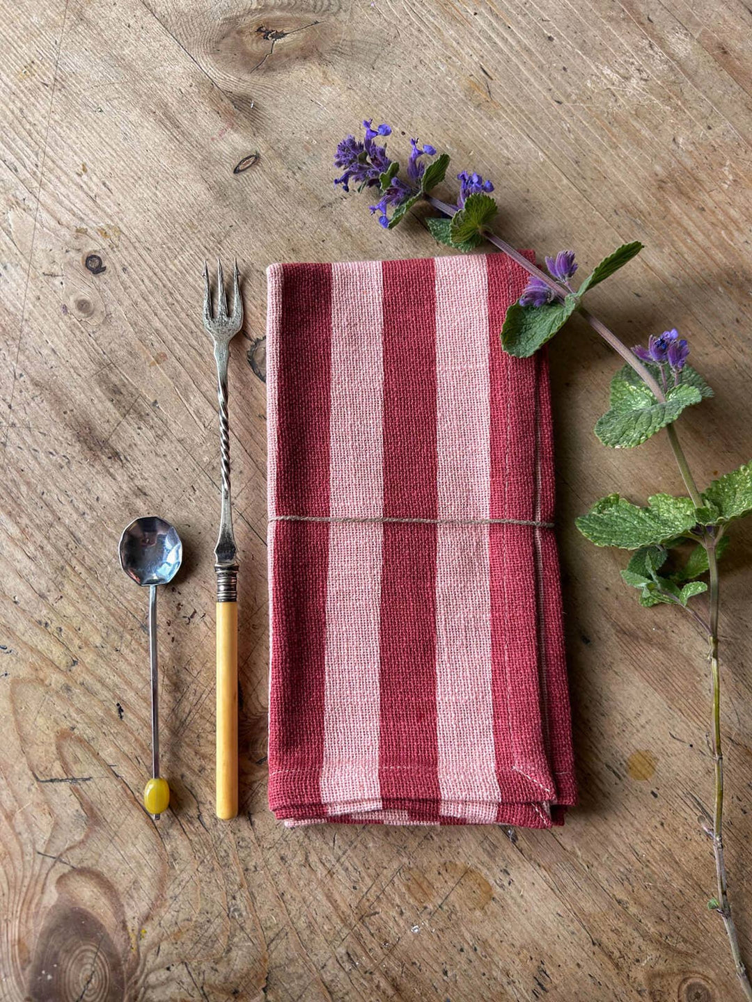 Jaipur Stripe Napkin, Pomegranate