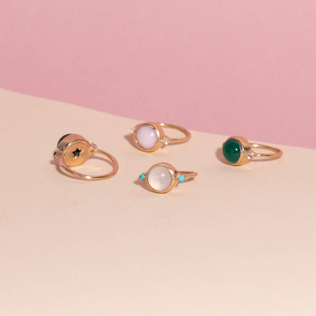 Hidden Star Ring in Green Onyx + Moonstone/Gold