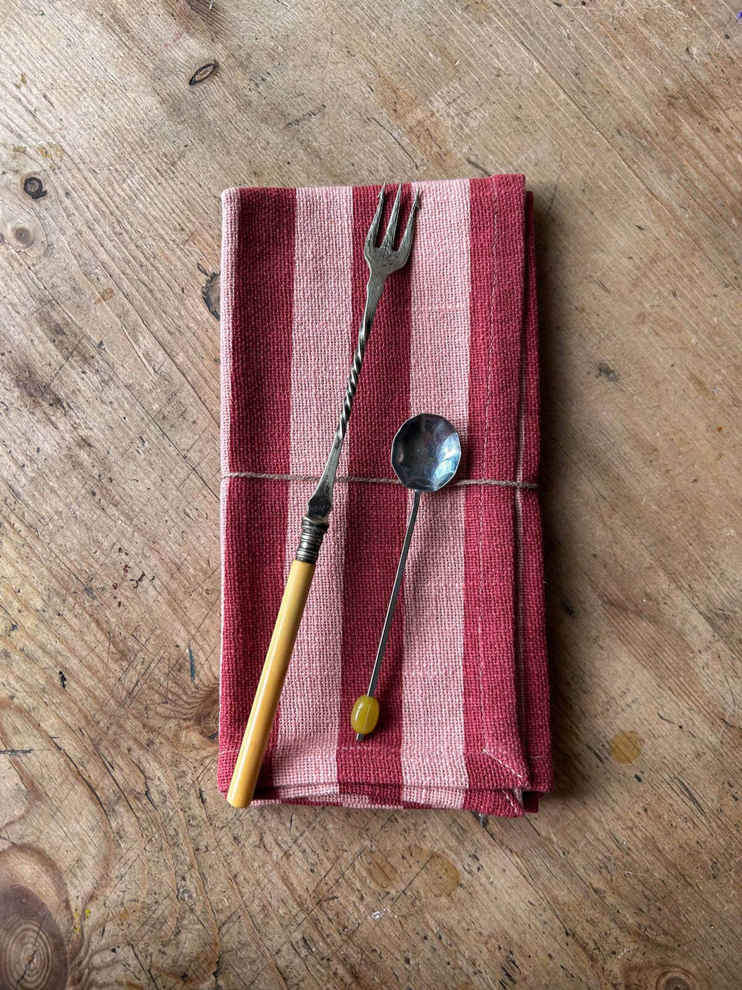 Jaipur Stripe Napkin, Pomegranate