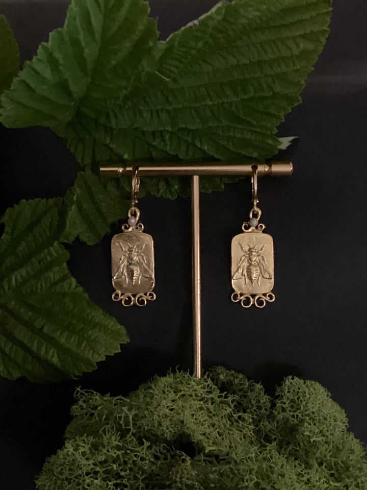 Bee Pearl Pendant Earrings