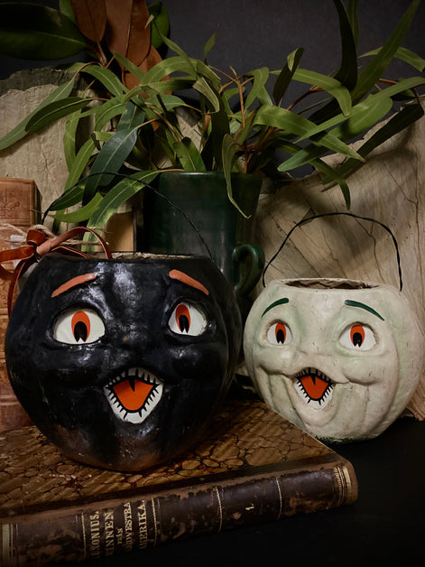 7" BLACK JACK-O-LANTERN CHOIR BOY