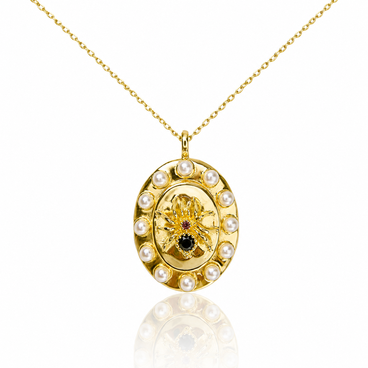 Recluse Spider Necklace