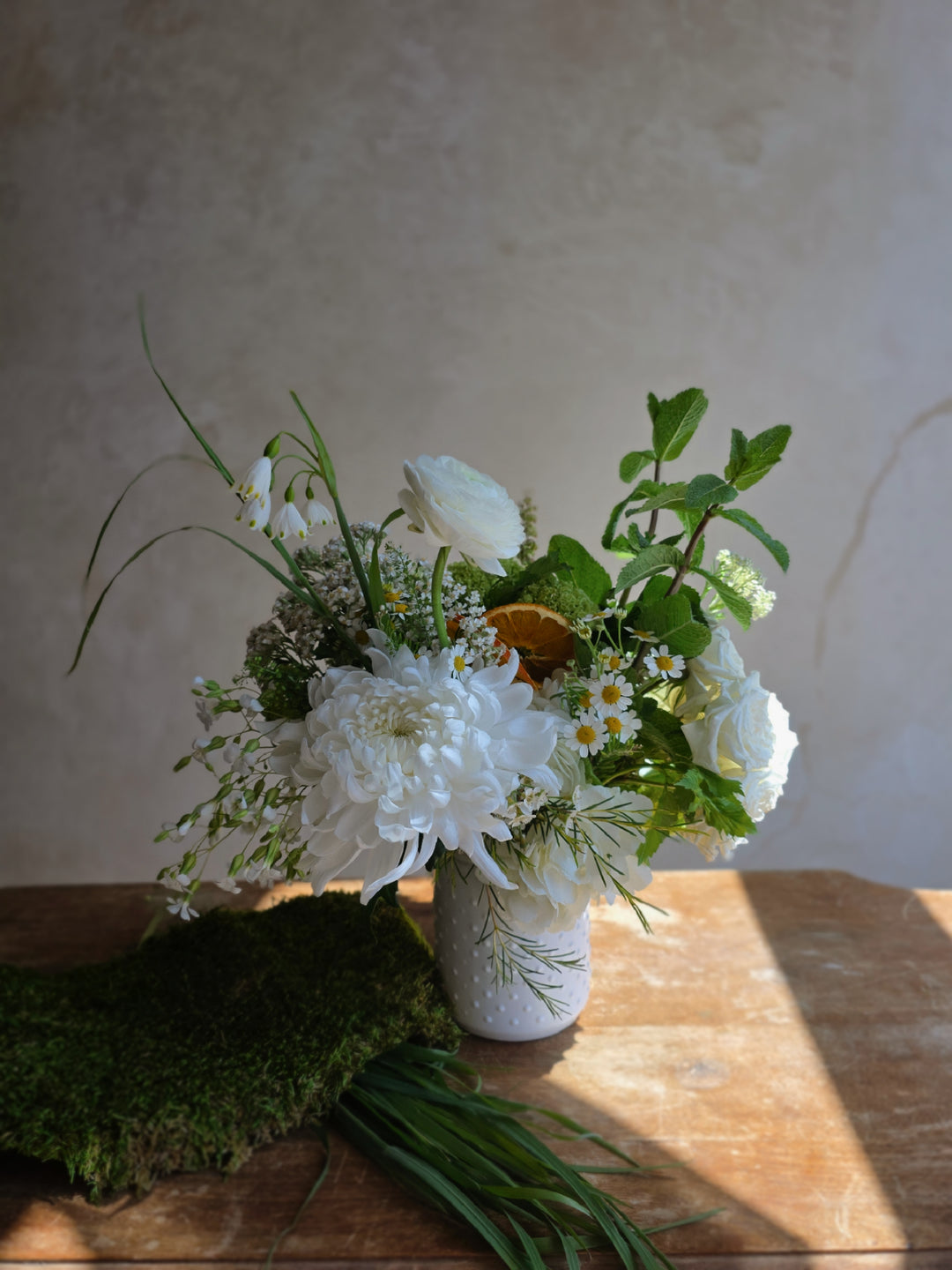 La Palma - Milk Glass