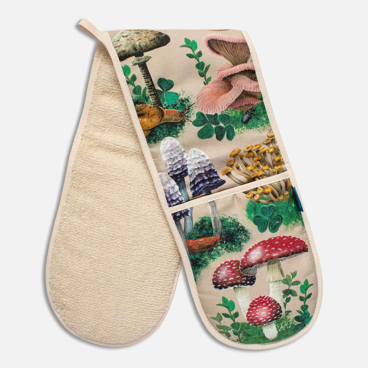 Woodland Shrooms - Double oven glove with mushroom print