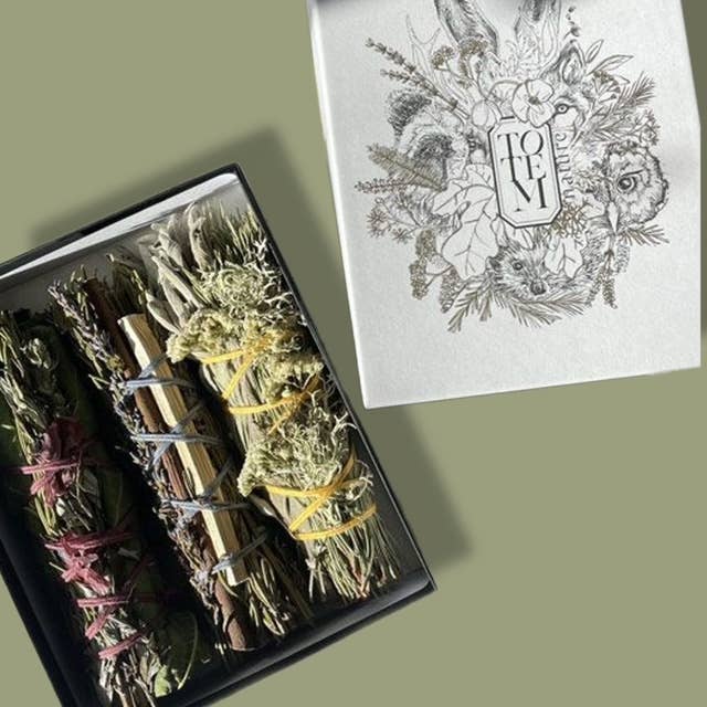 Gift Box - Awakening Saining Wands